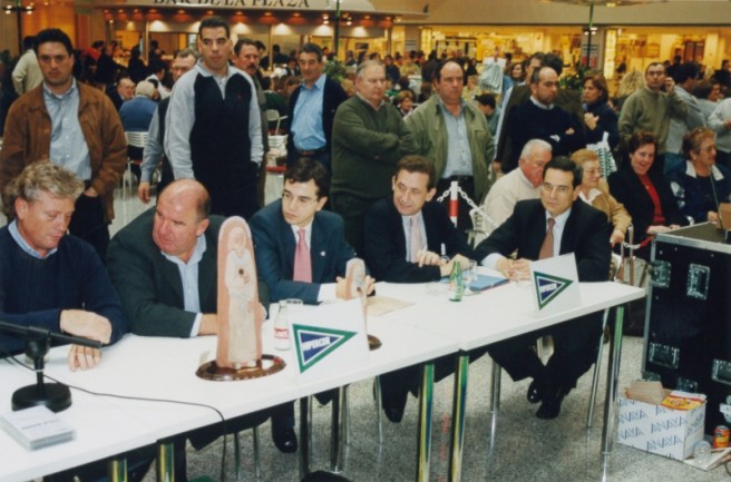 Presidencia de las Primeras Jornadas Hipercor (2000)